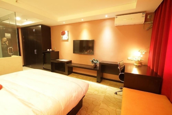 Red Hotel - Beijing